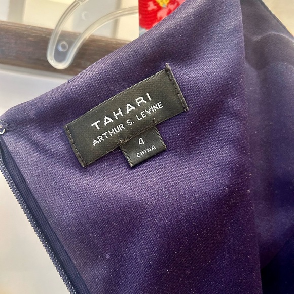 ** 3 FOR $50 ** TAHARI Floral Bodycon Dress - Picture 8 of 8